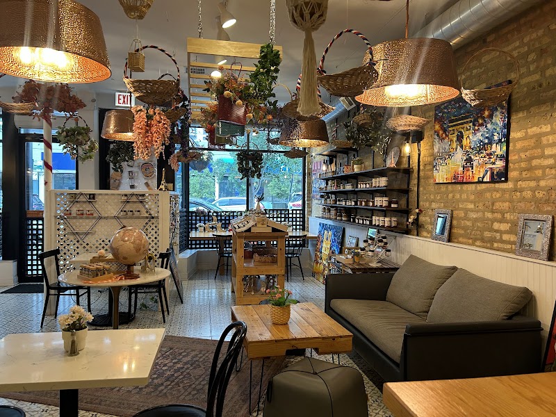 Maison Parisienne - French Café Clark St