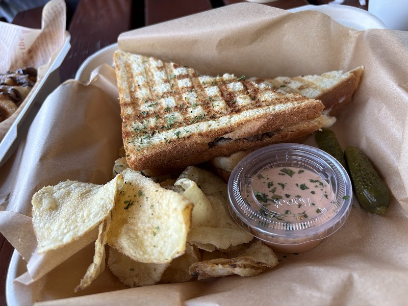 Clover and Mug (Keauhou Shopping Center)