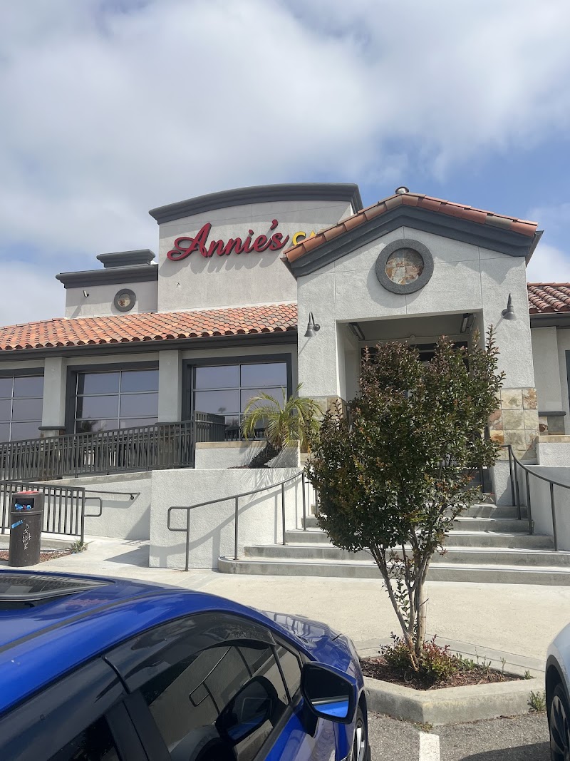 Annie's Cafe Riverside