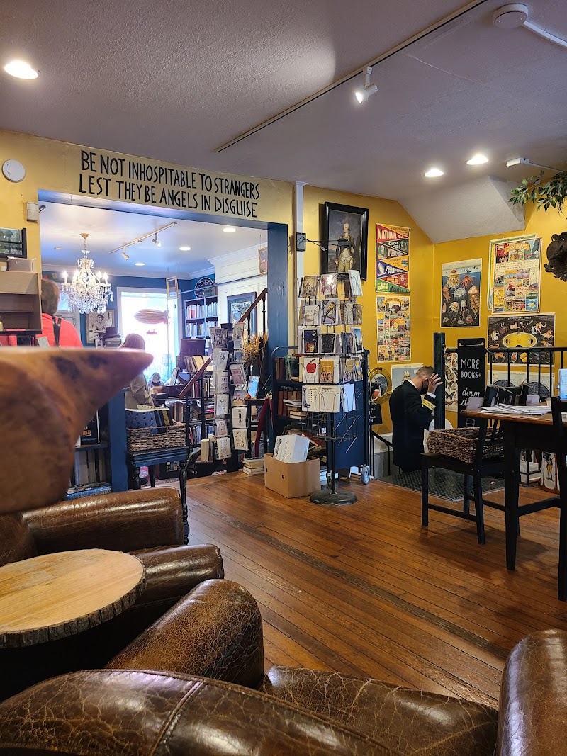 Old Fox Books & Coffeehouse