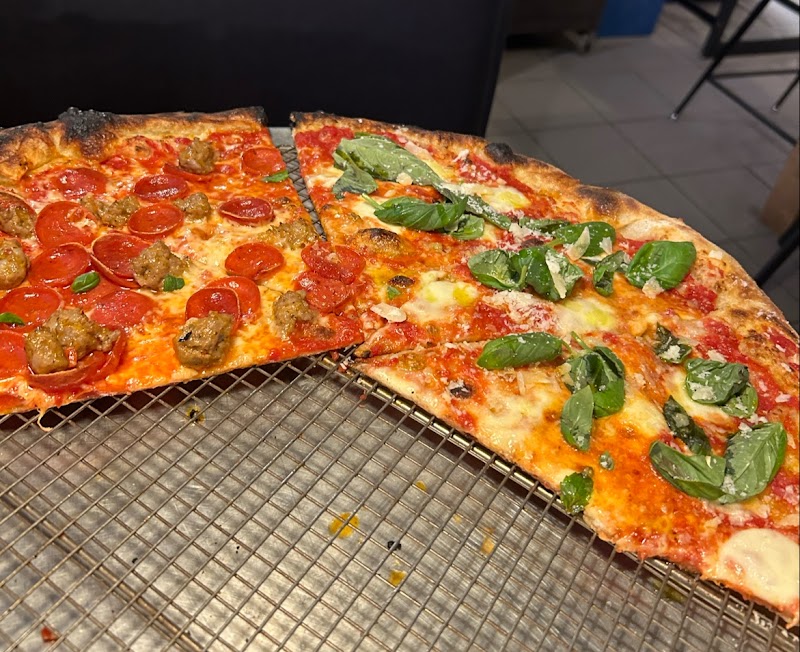 Andy's Pizza Old Town