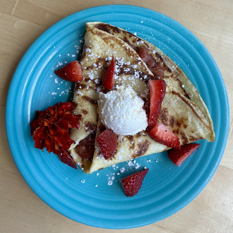 The French Hen Cafe & Moonflower Pizza