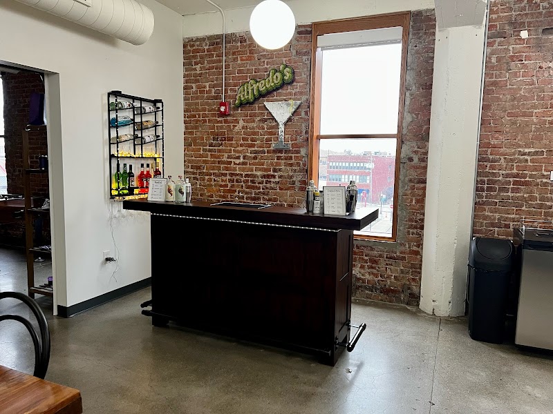 Alfredo's Martini Bar