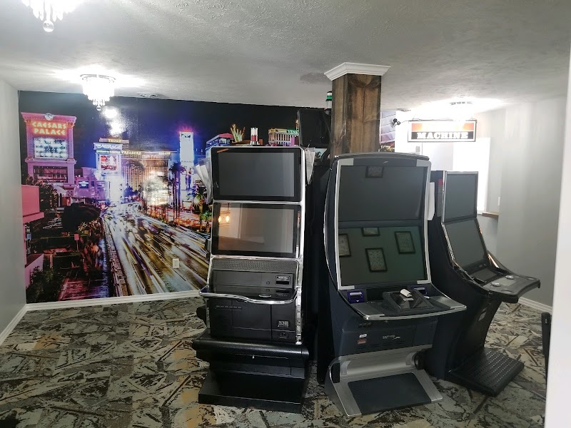 Roasted Bean Coffee and Wine Bar