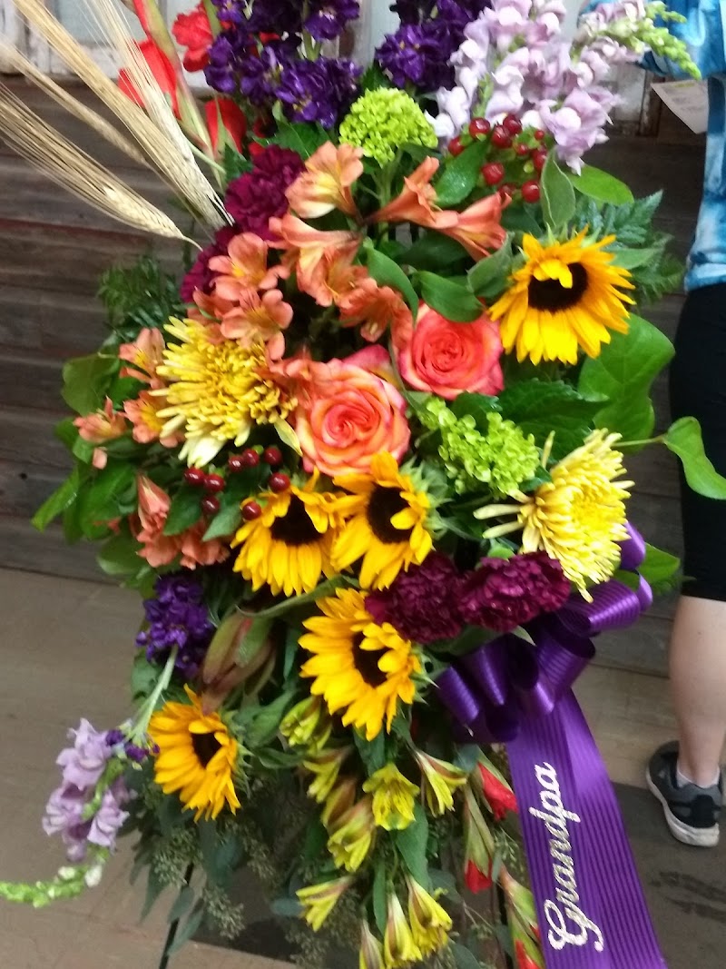 Larimore Flower & Gift Shop