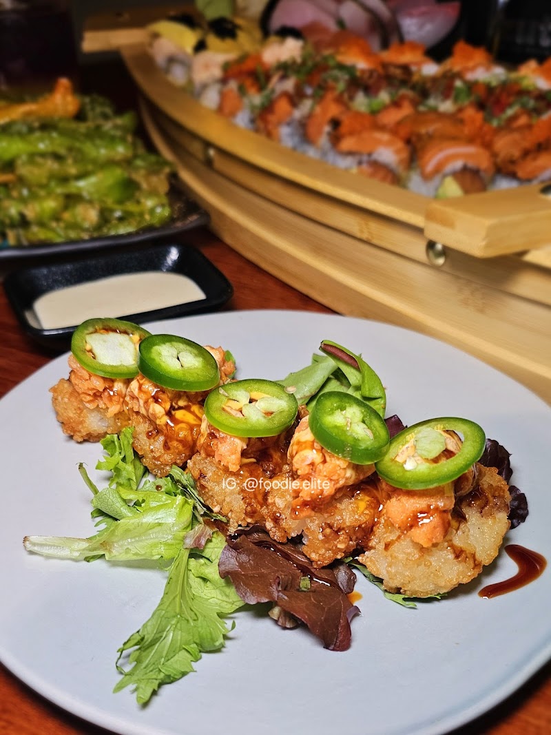 Zutto Japanese American Pub