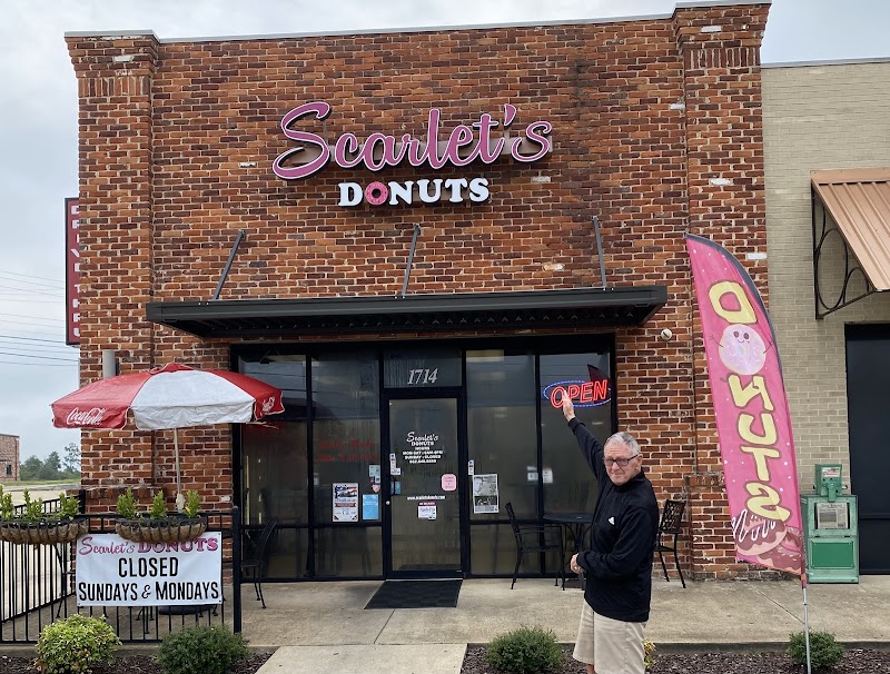 Scarlet's Donuts