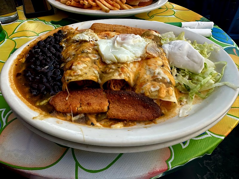 Coyote Cafe & Rooftop Cantina