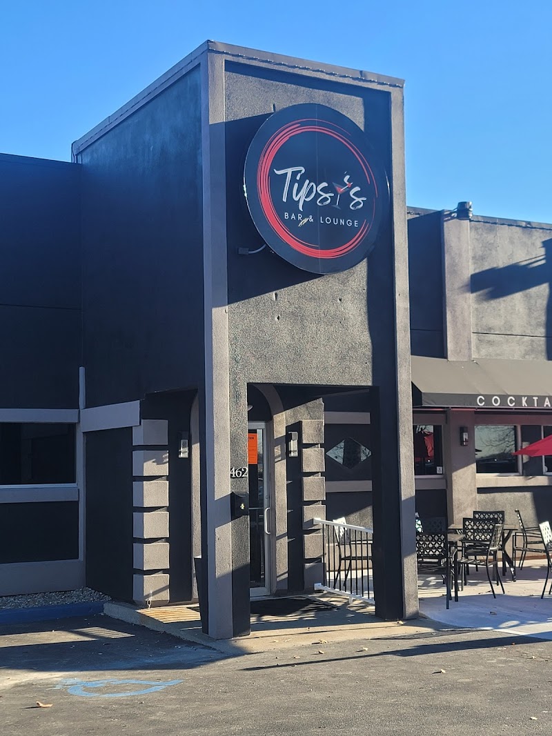 Tipsy's Bar & Lounge