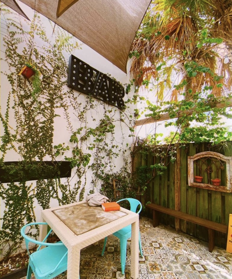 Oakland Coffee & Juice Bar