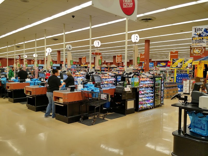 Giant Eagle Supermarket