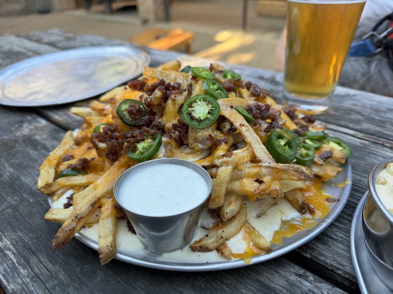 Dot's Hop House & Cocktail Courtyard