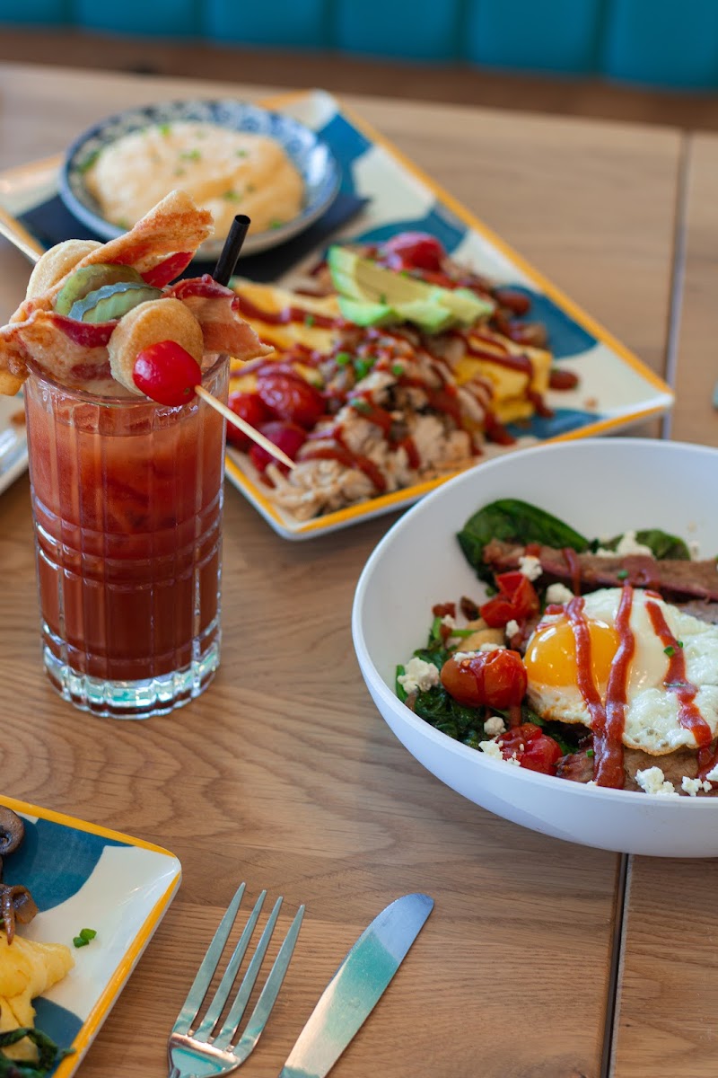 Biscuit Belly - Elizabeth