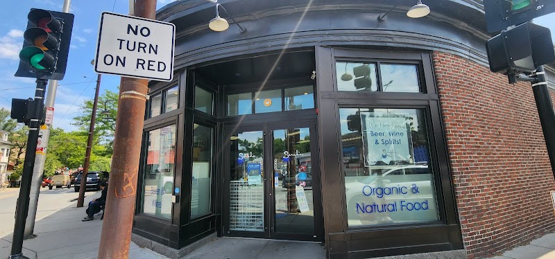 Sarah's Market & Cafe