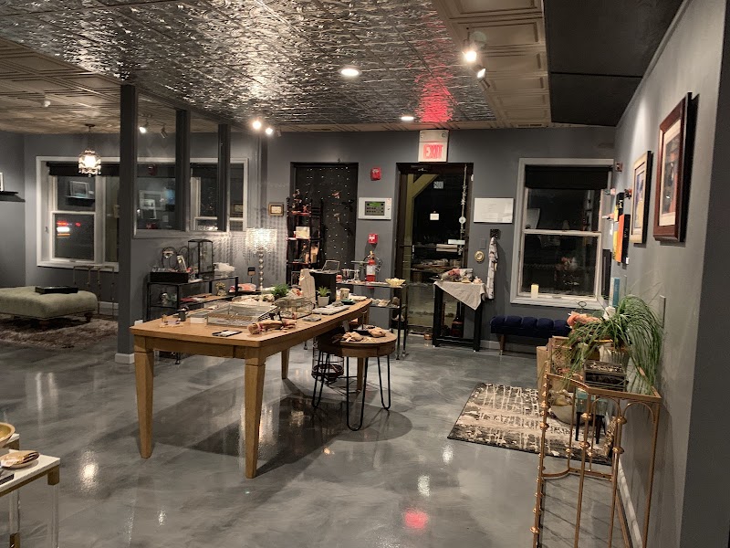 Coquelicot Gallery and Cafe