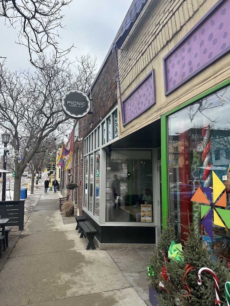 Picnic | Linden Hills