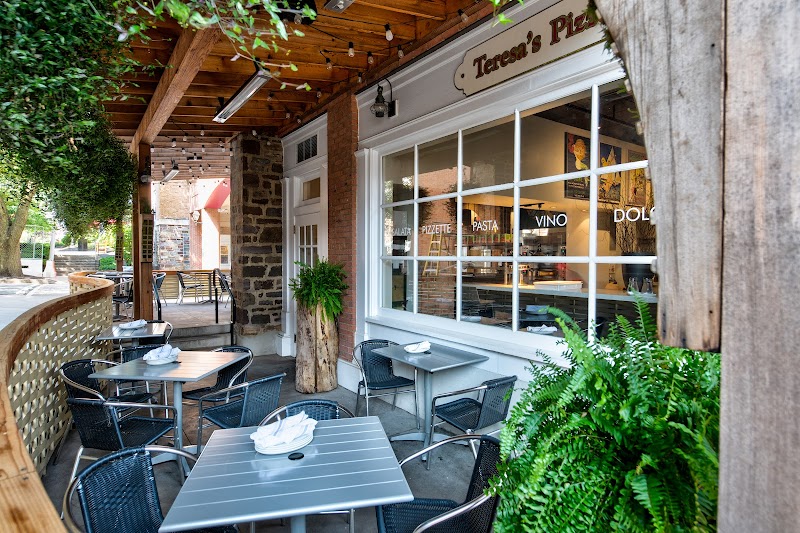 Teresa's Pizza | Wine Bar