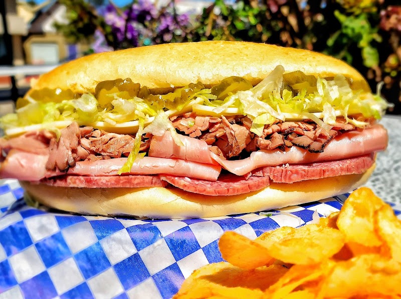 High Tide Deli & Cafe