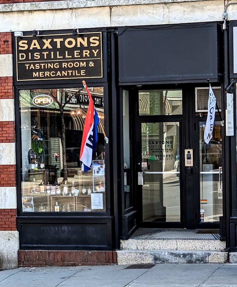 Saxtons Distillery Tasting Room and Cafe