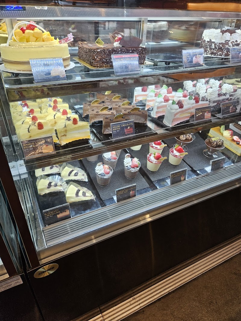 85°C Bakery Cafe - Simi Valley