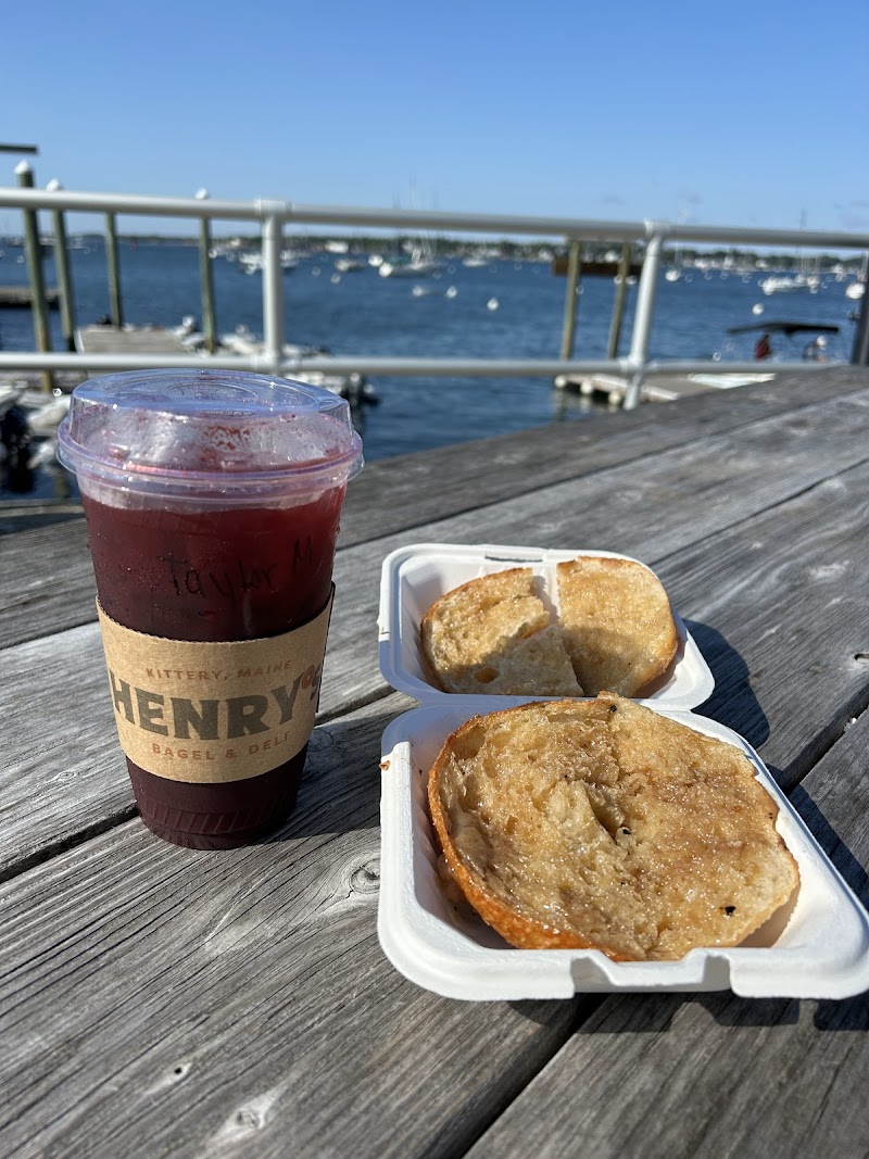 Henry's Bagel & Deli