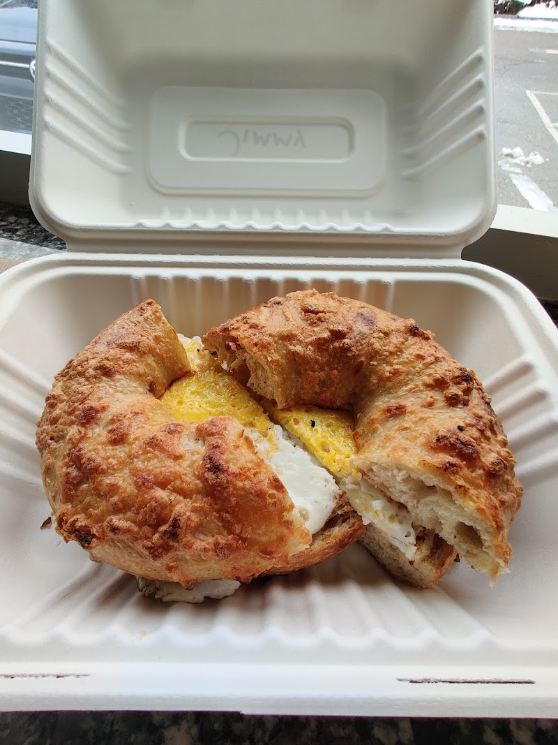 Henry's Bagel & Deli