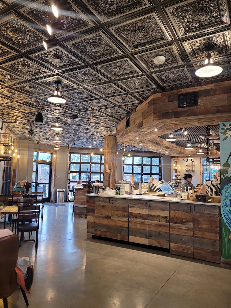 Foxtail Coffee - Promenade at Winterfield