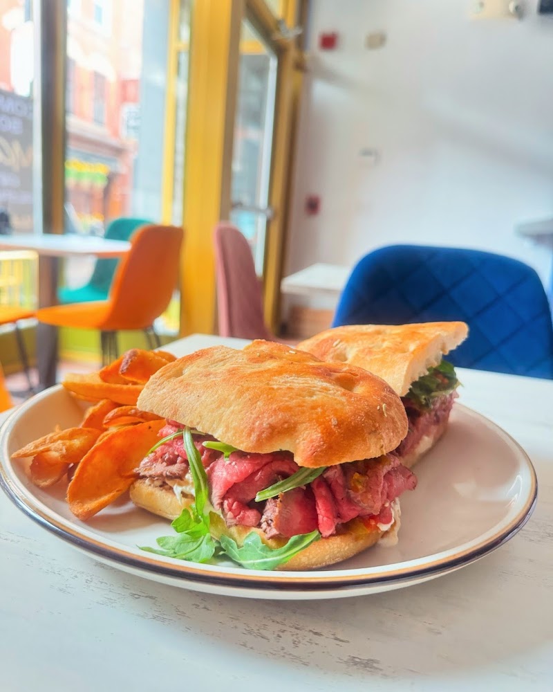 Mood Restaurant & Cafe