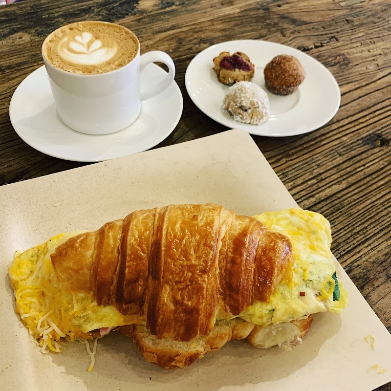 CommonWealth Coffeehouse & Bakery Weston