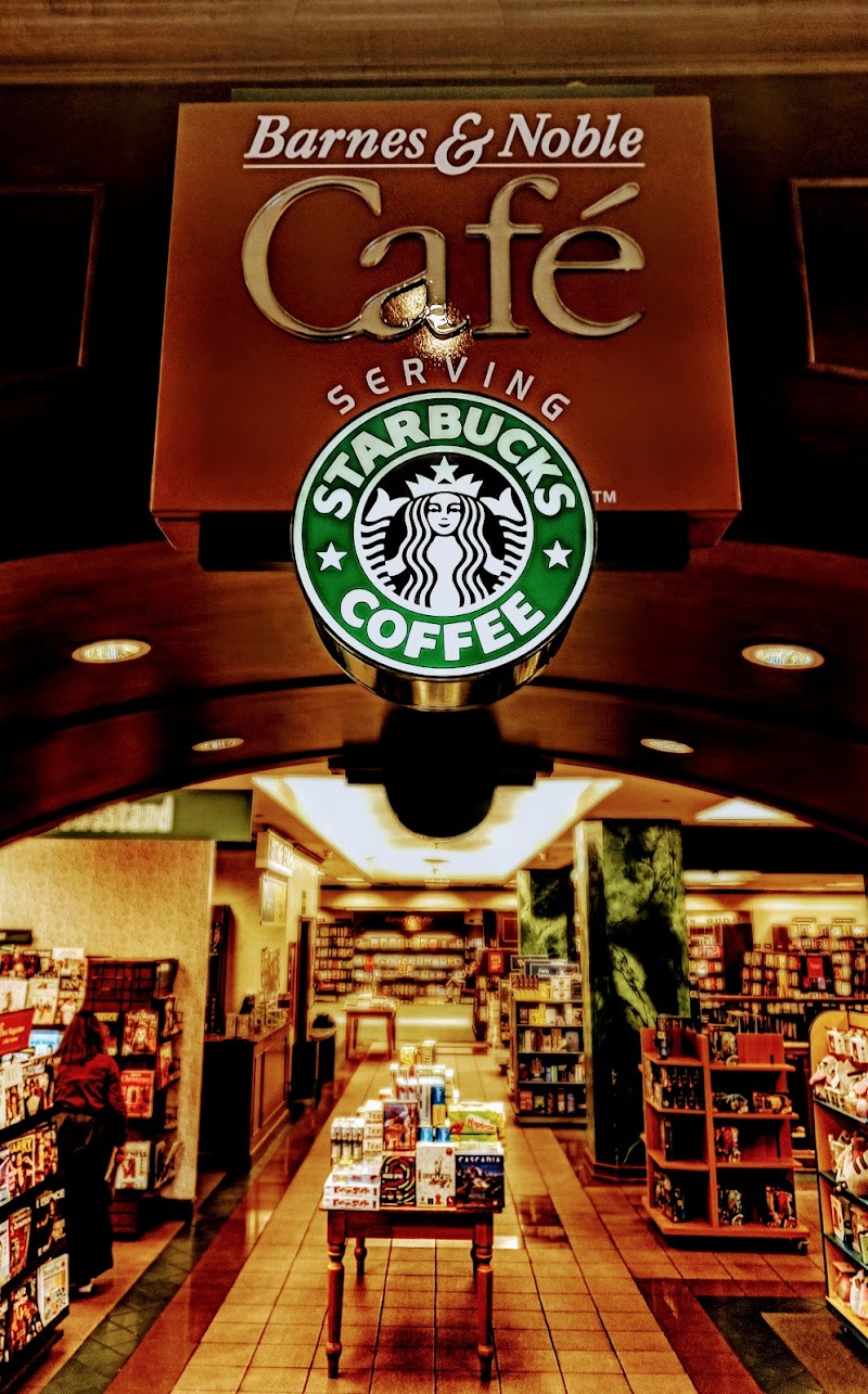 Barnes & Noble Café