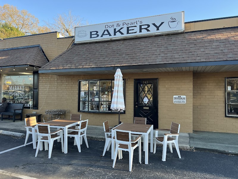 Dot And Pearls Coffee & Pastries