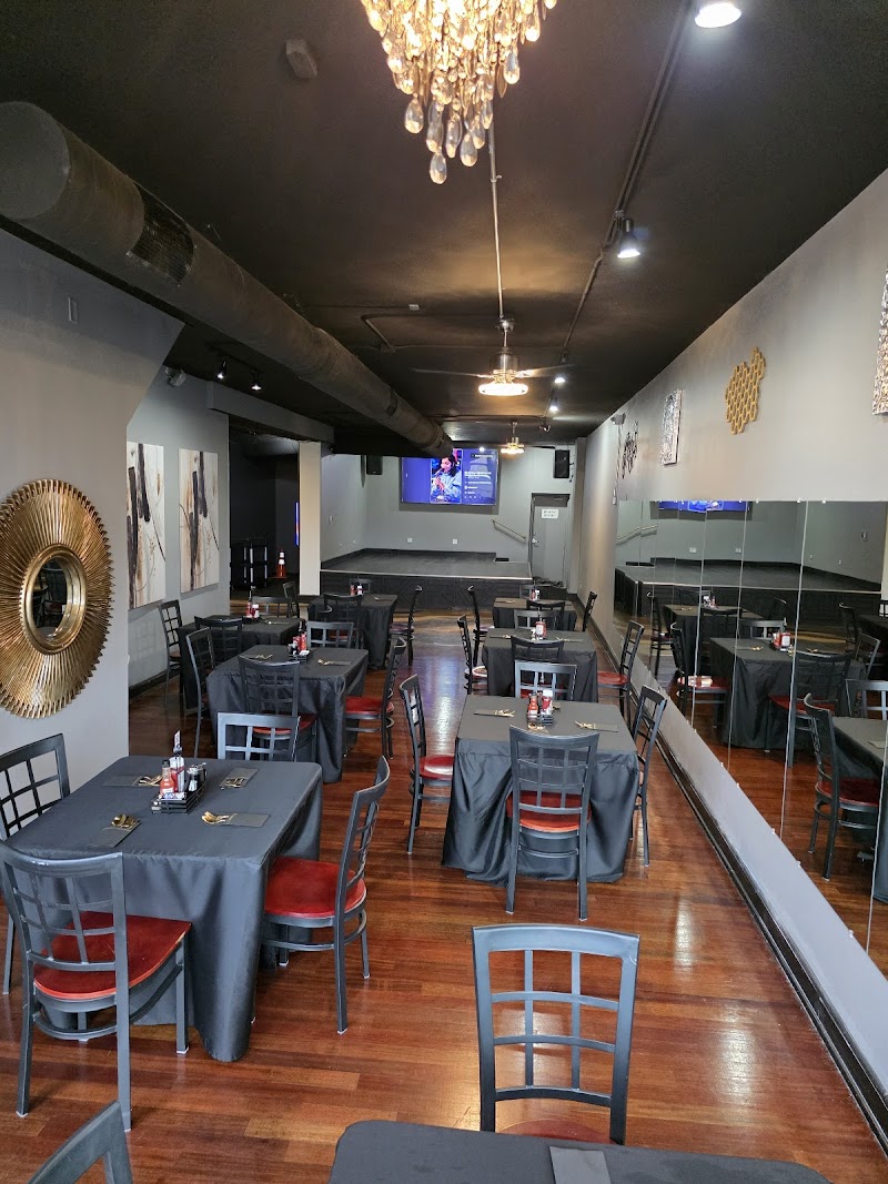 Luxe Prive Resturant & Lounge