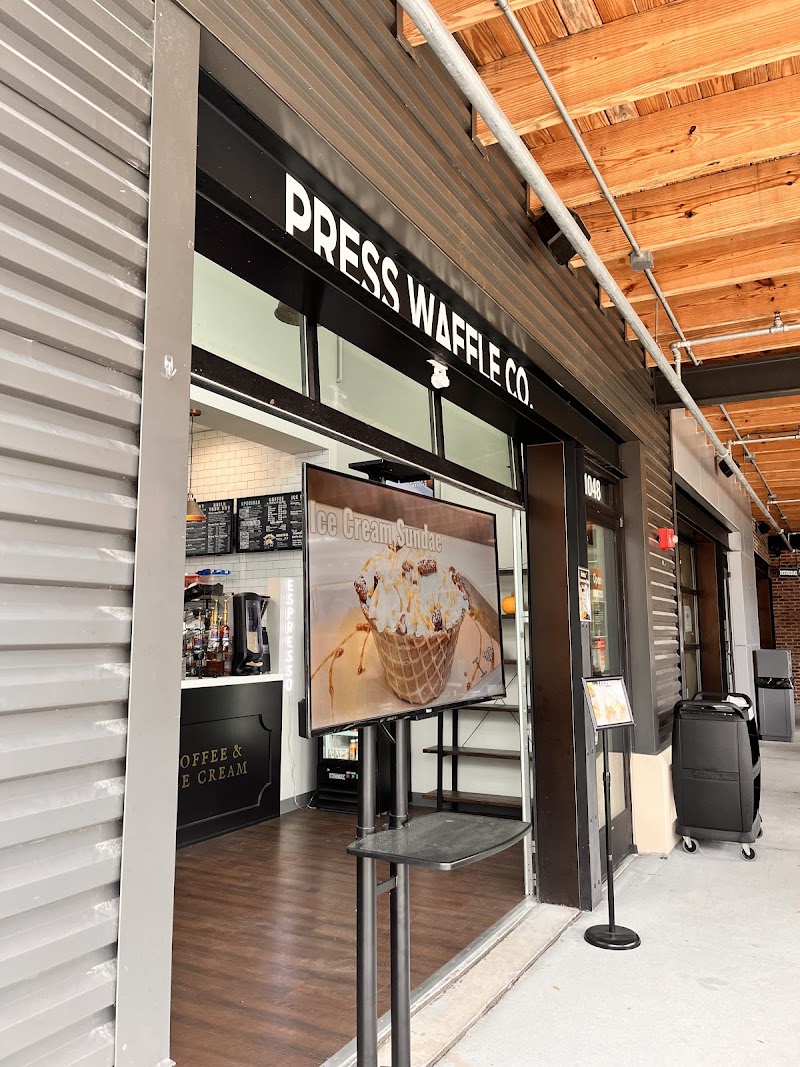 Oviedo’s Corner Bake and Coffee (former PressWaffle Oviedo)