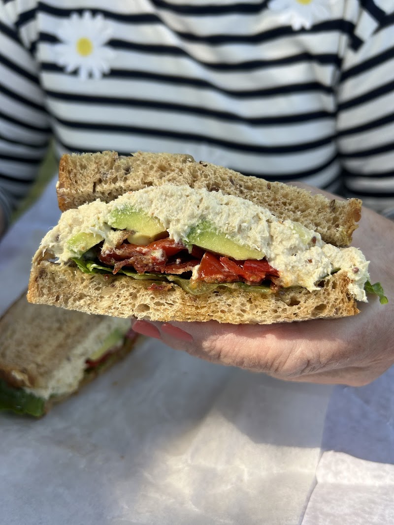 Roost Kitchen + Coffee