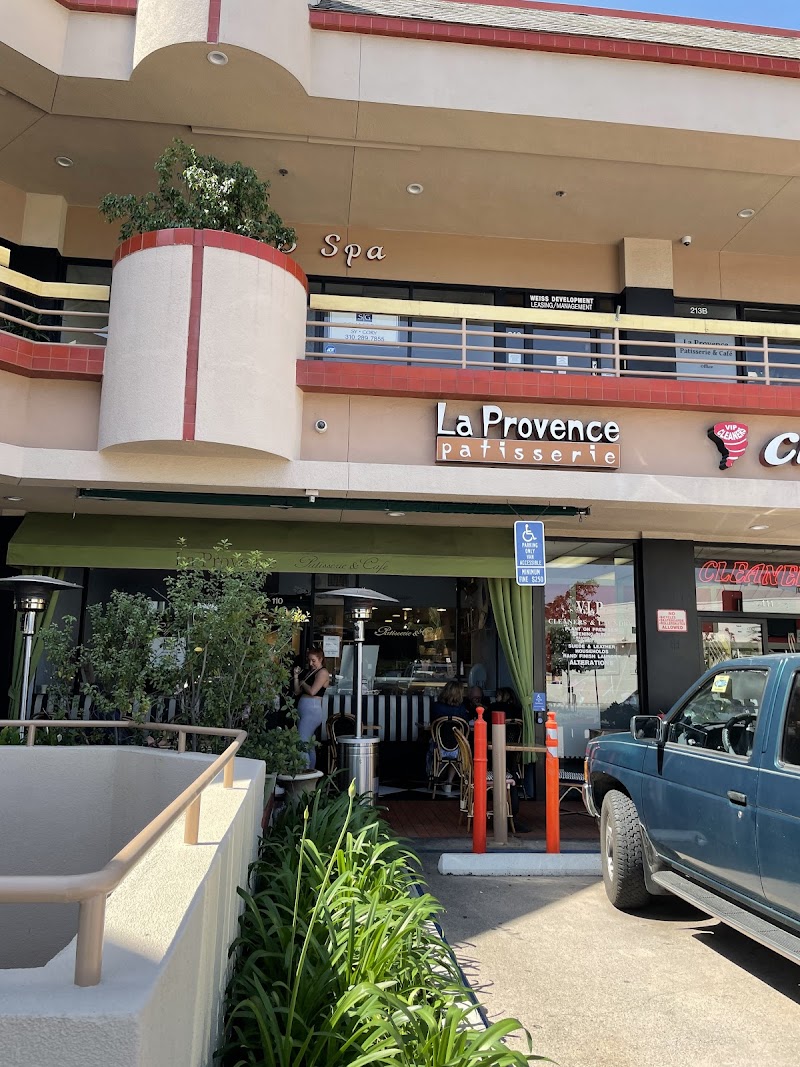 La Provence Patisserie & Cafe