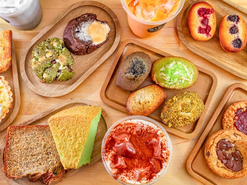 Sift Cakes and Cookies