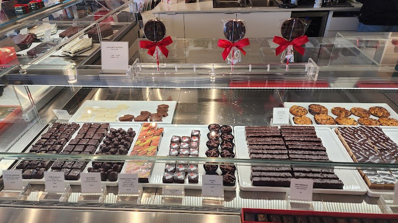 SWEET55 - Swiss Chocolates & Confections