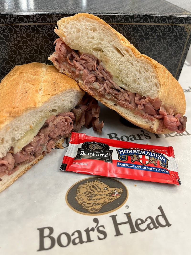 Clubhouse Cafe at the Hub