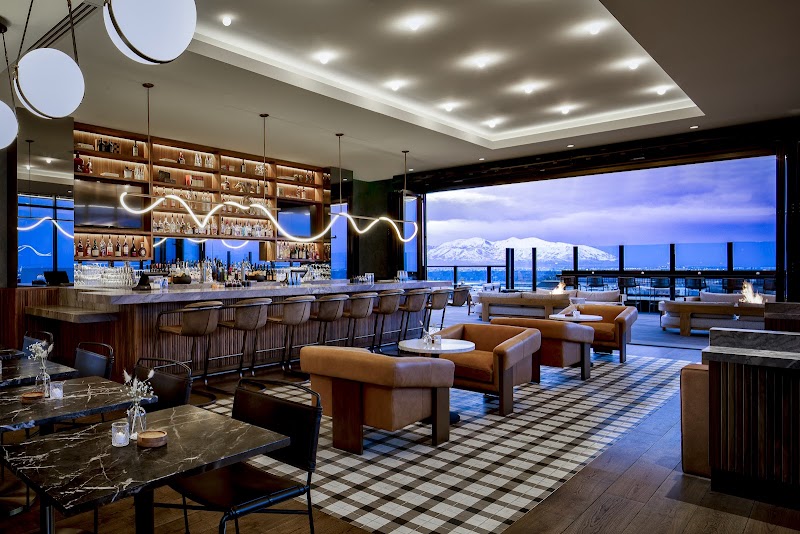 Van Ryder, a Rooftop Bar