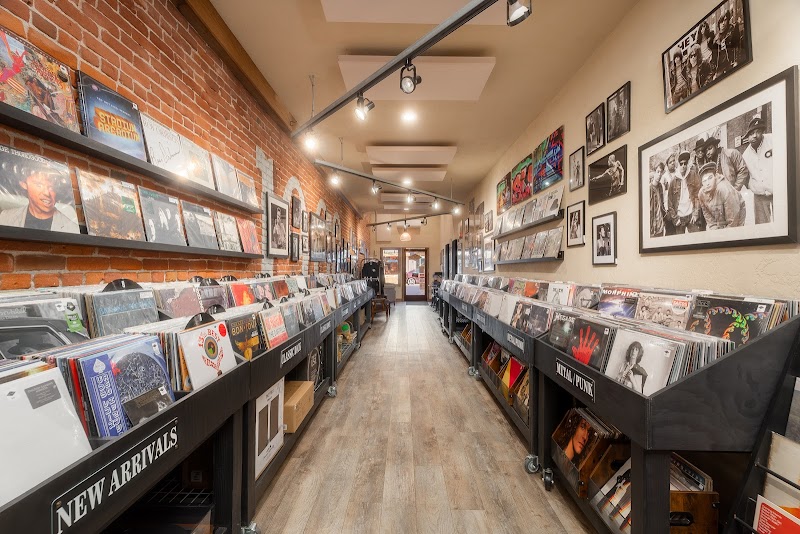 Reverie Record Shop