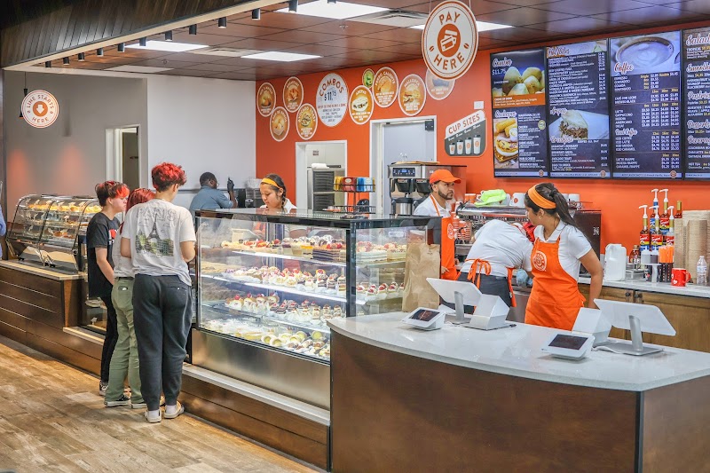 Mecatos Bakery & Café