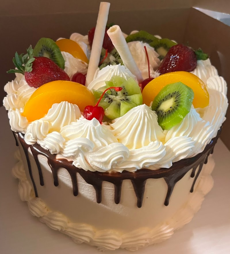 Nora's Cafe, Bakery & Gelateria