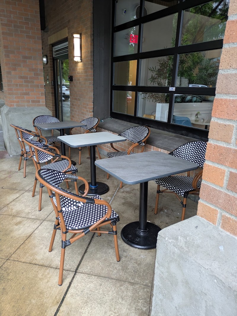 Doppio Cafe and Creperie