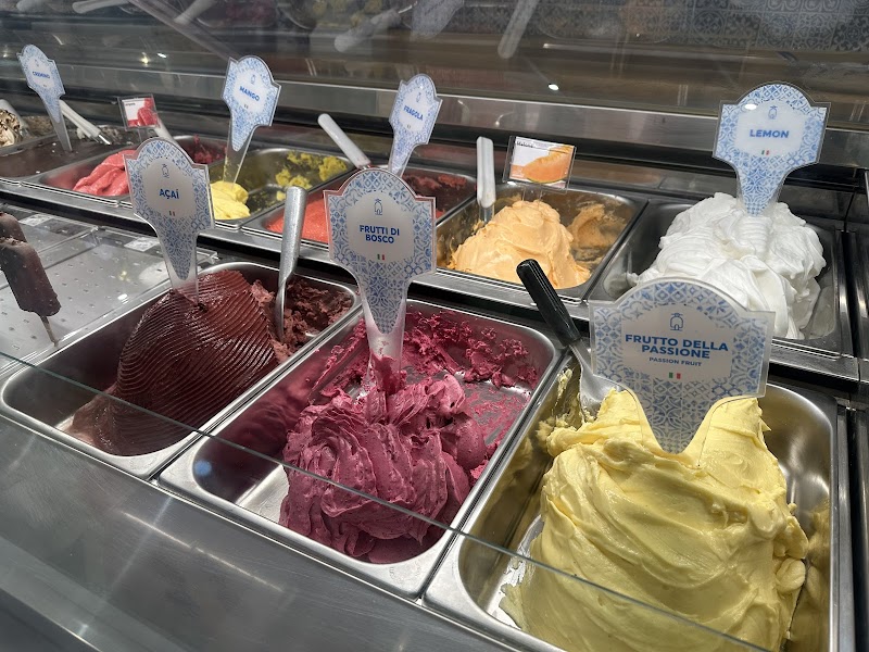 Fresco Gelato and Coffee