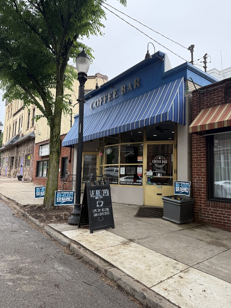 Café Conmigo - PIT Airport - Post security location (across from Sarris Candies)