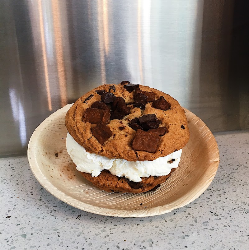 Tre Sorelle Dolce Ice Cream & Italian Ice