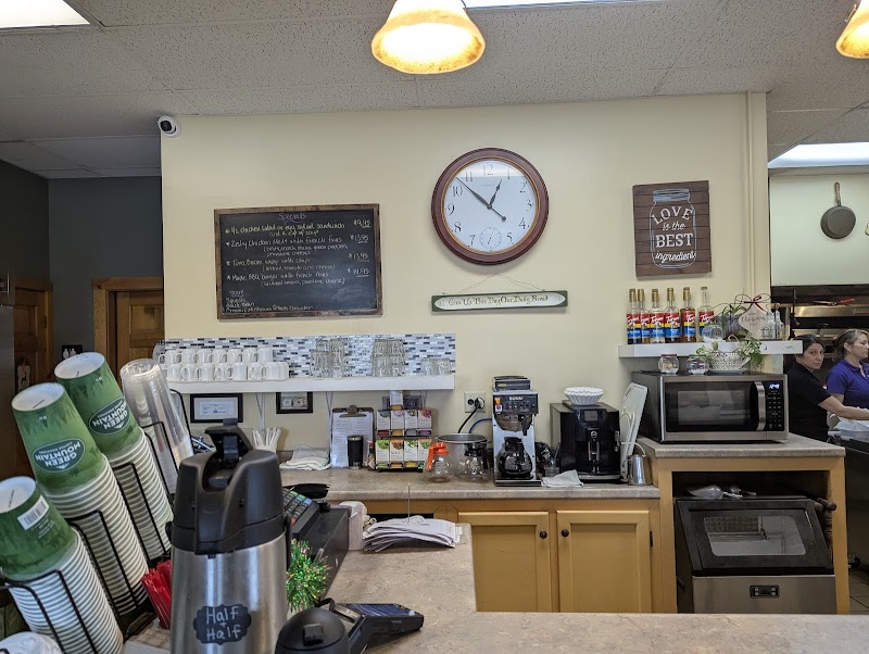 Roasters Cafe & Deli