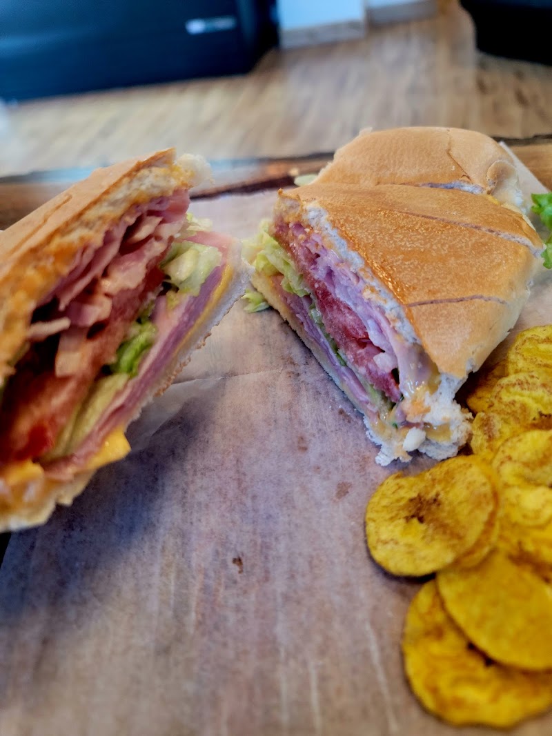 Criollisimo Sandwich Shop