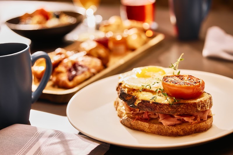 Skyline Kitchen & Bar