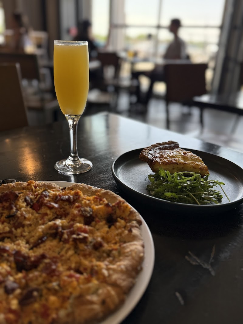 Apogee Coffee & Draft